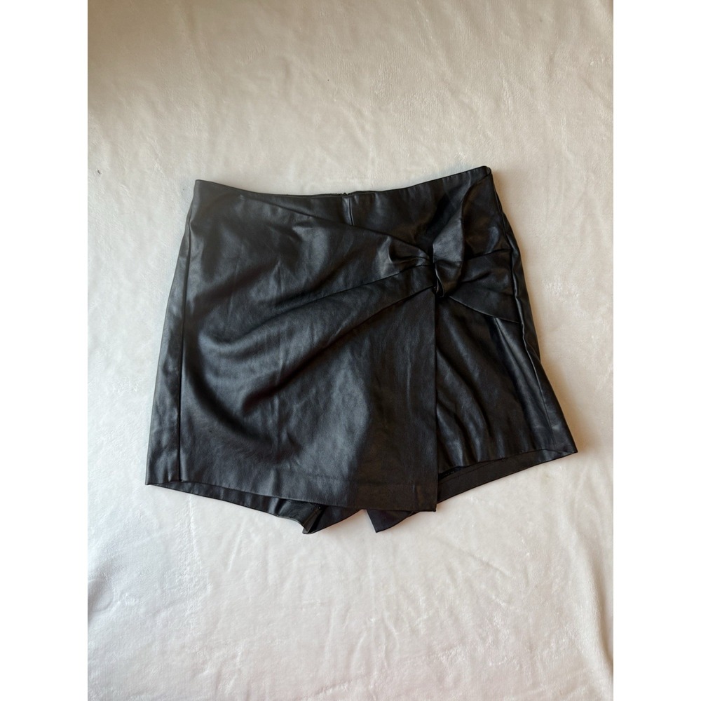 Zara Black Faux Leather Skort Women's Size S Zip Back